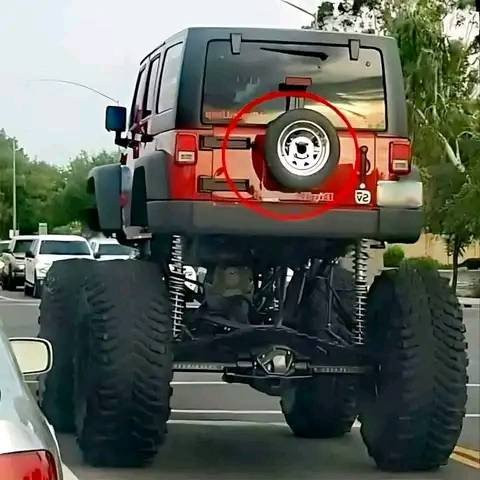 타이어 갈아야 하는 상황이 온다면.jpg